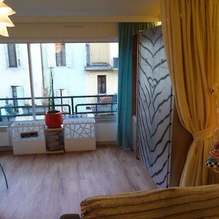 Un Appart En Ville "L'Alternative" Annecy Exterior photo